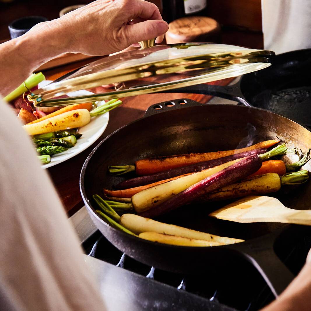 No. 11 Deep Skillet + Lid